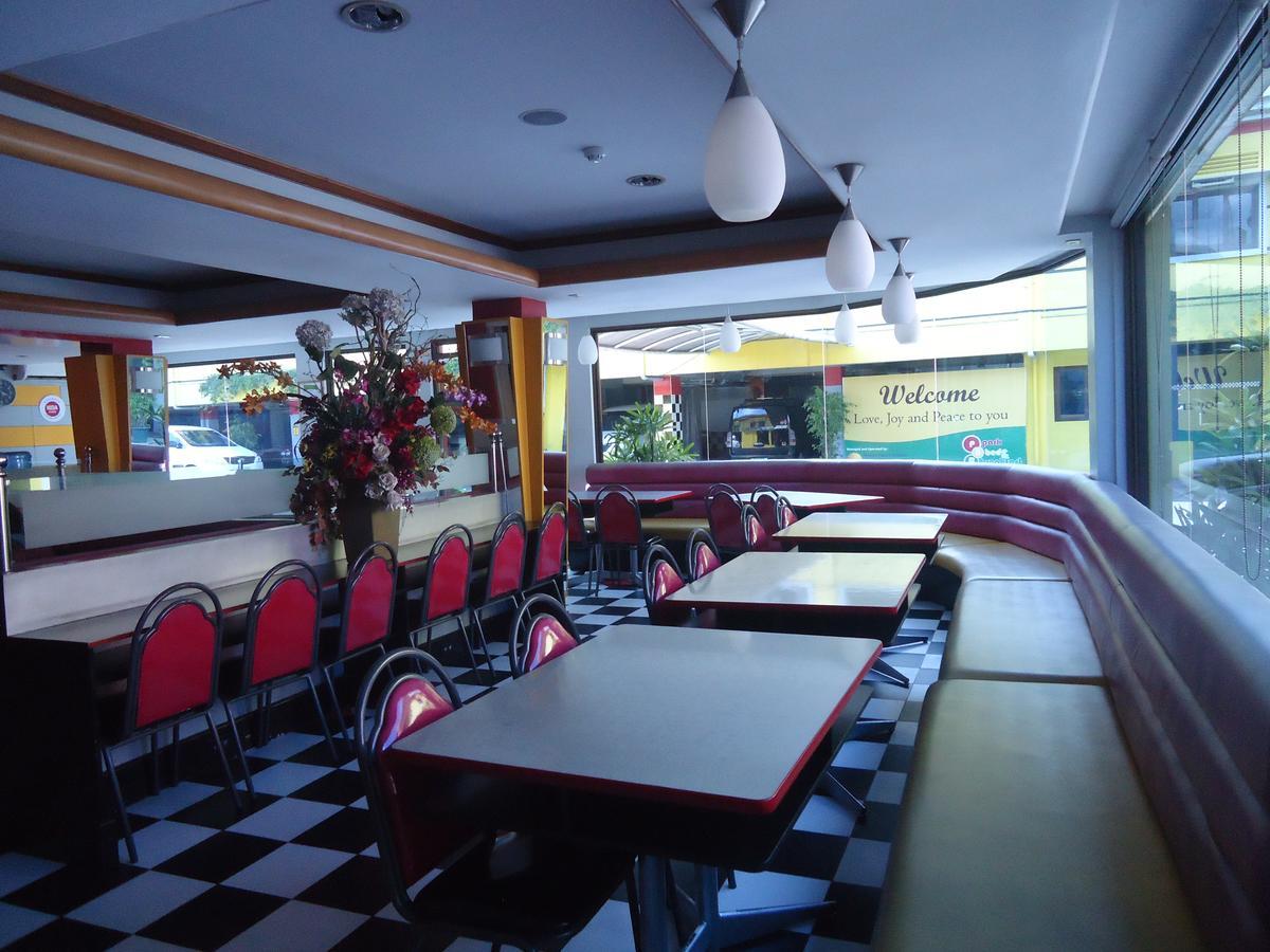 Park Bed And Breakfast Hotel Pasay Esterno foto