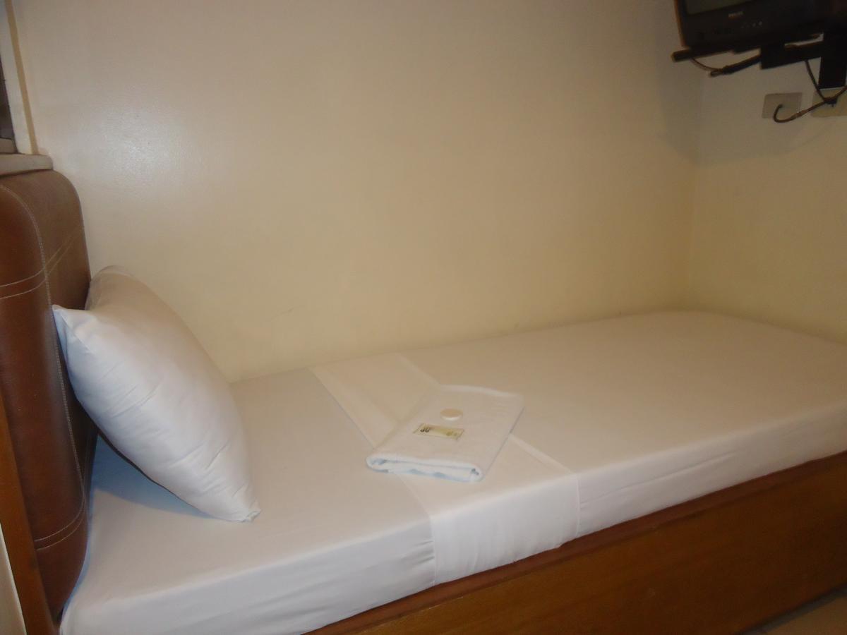 Park Bed And Breakfast Hotel Pasay Esterno foto